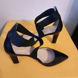 Cole Haan black pumps